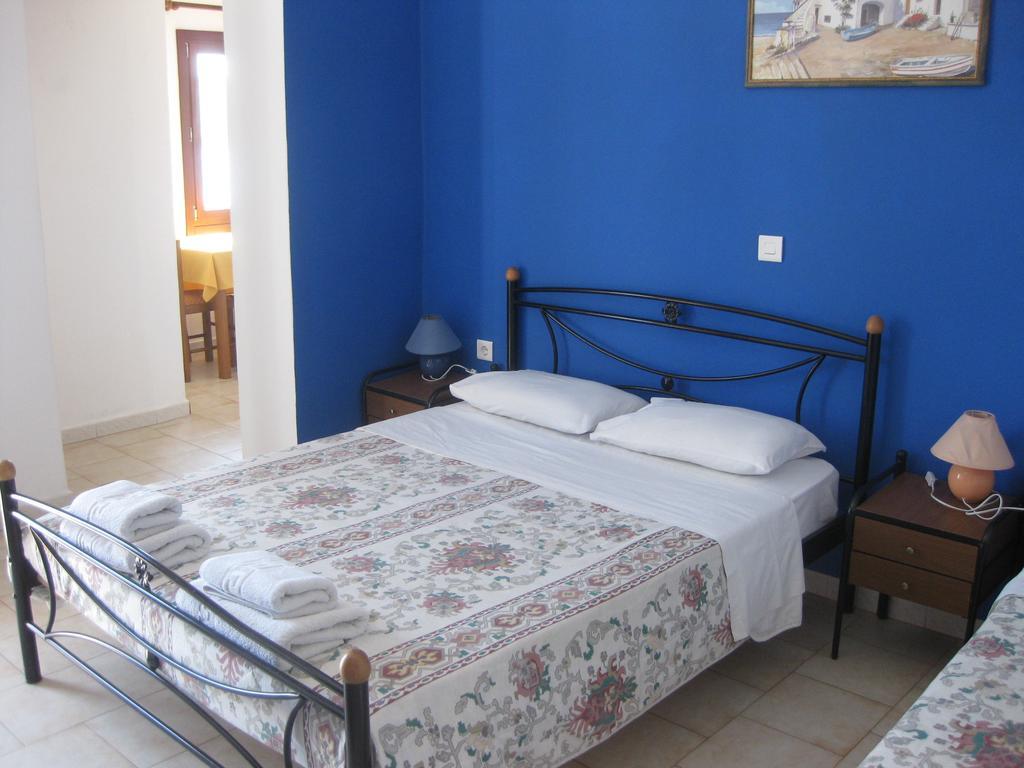 Calypso Hotel Lipsi Room photo